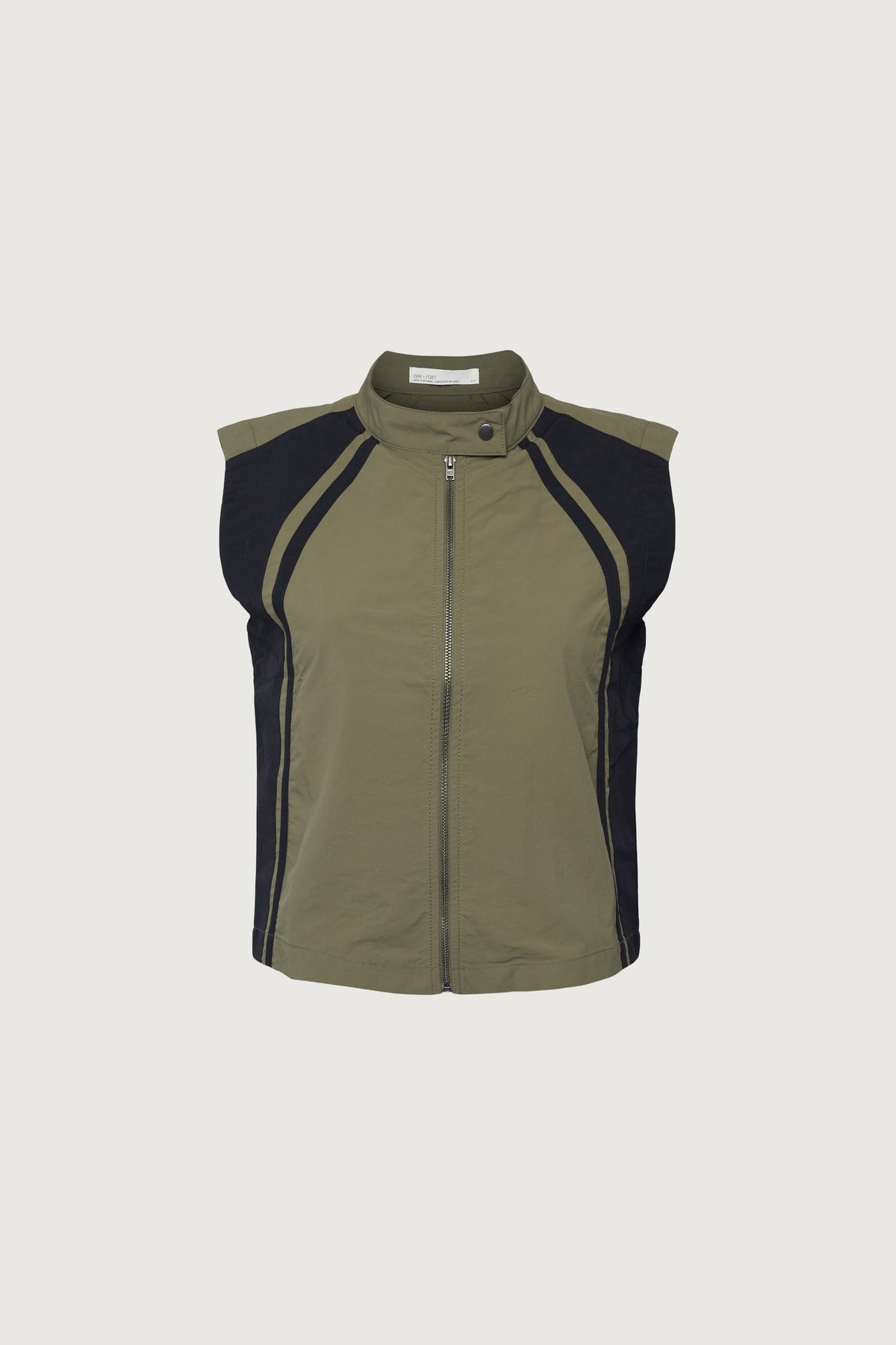 SLEEVELESS NYLON RACER TOP