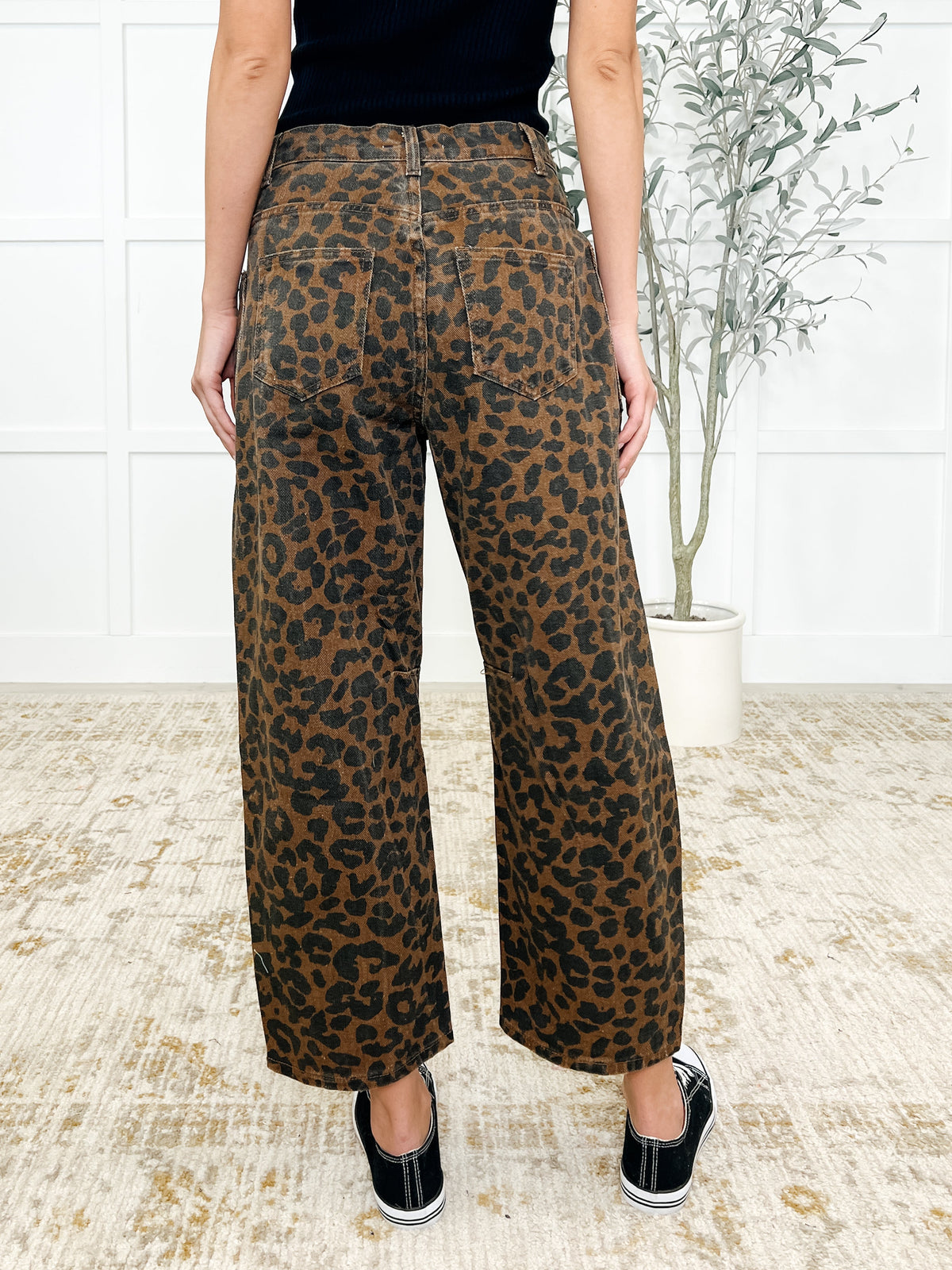 Hazel Blues® | Prowl Power Barrell Ankle Crop Jean
