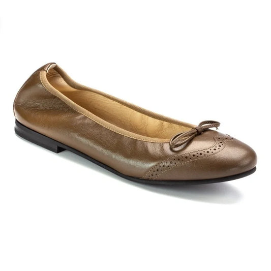 1540 - Carob Leather Girls Bow Shoe