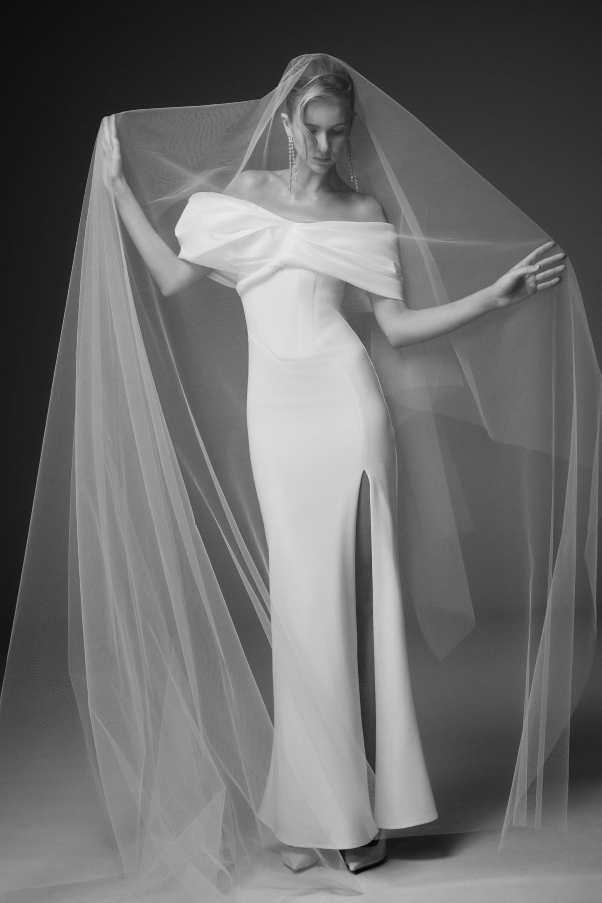 Aphrodite Off Shoulder Crepe Gown - Ivory