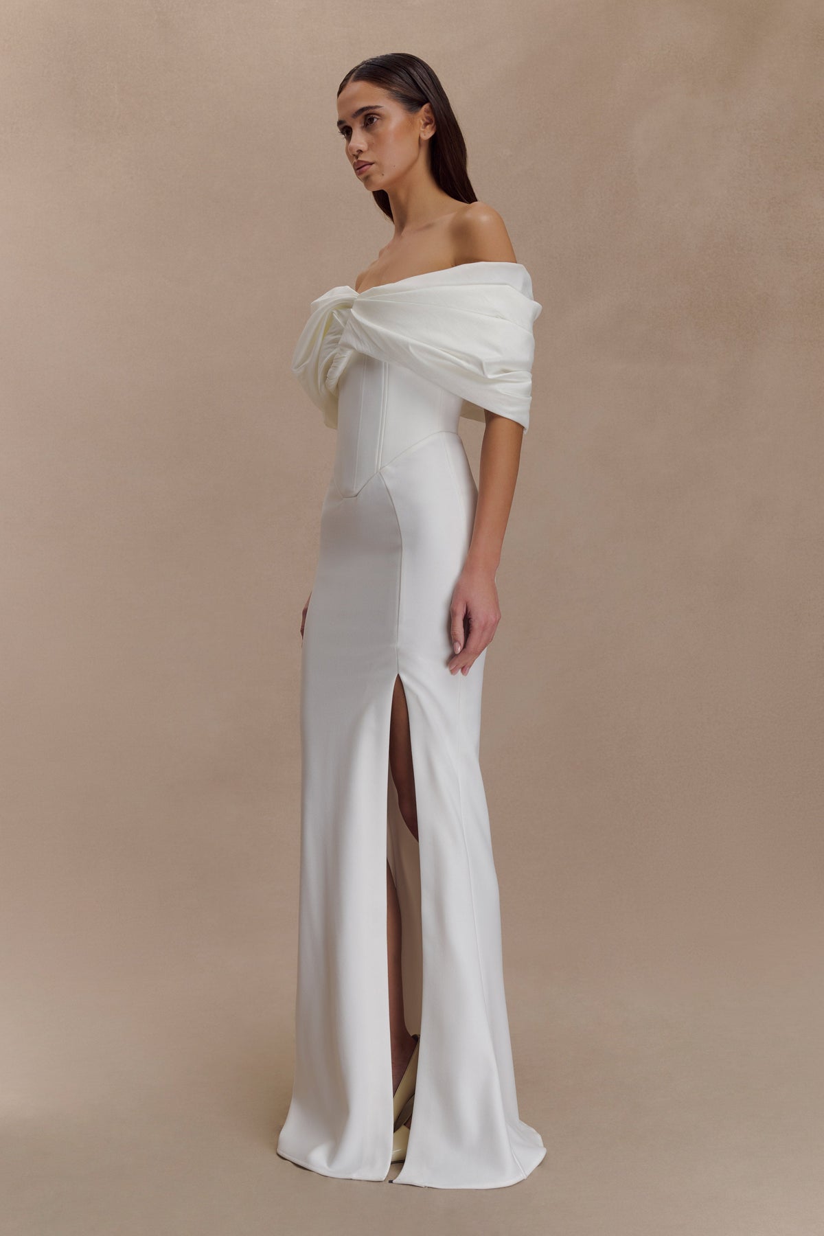 Aphrodite Off Shoulder Crepe Gown - Ivory