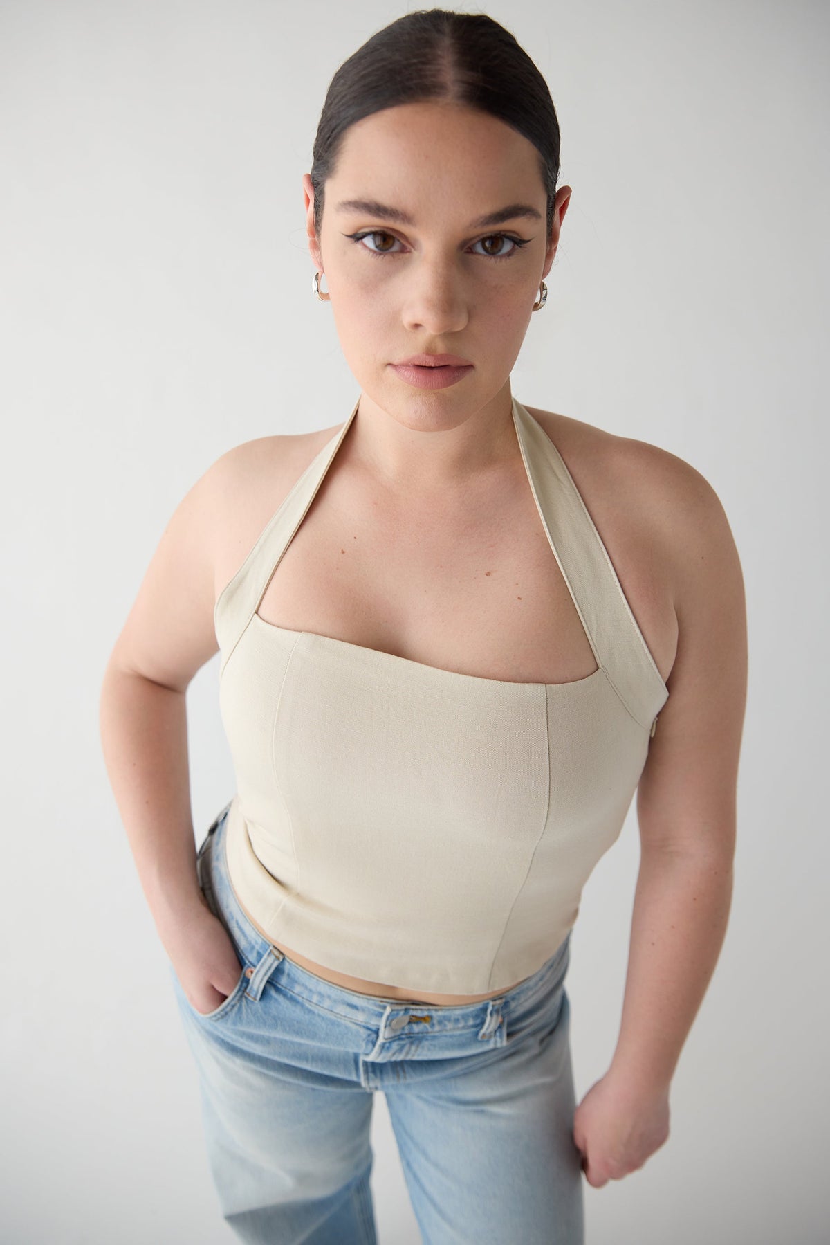 LINEN BLEND HALTER SQUARE NECK TOP