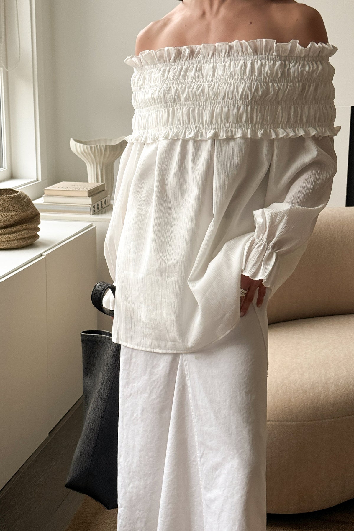 OFF SHOULDER RUCHED BLOUSE