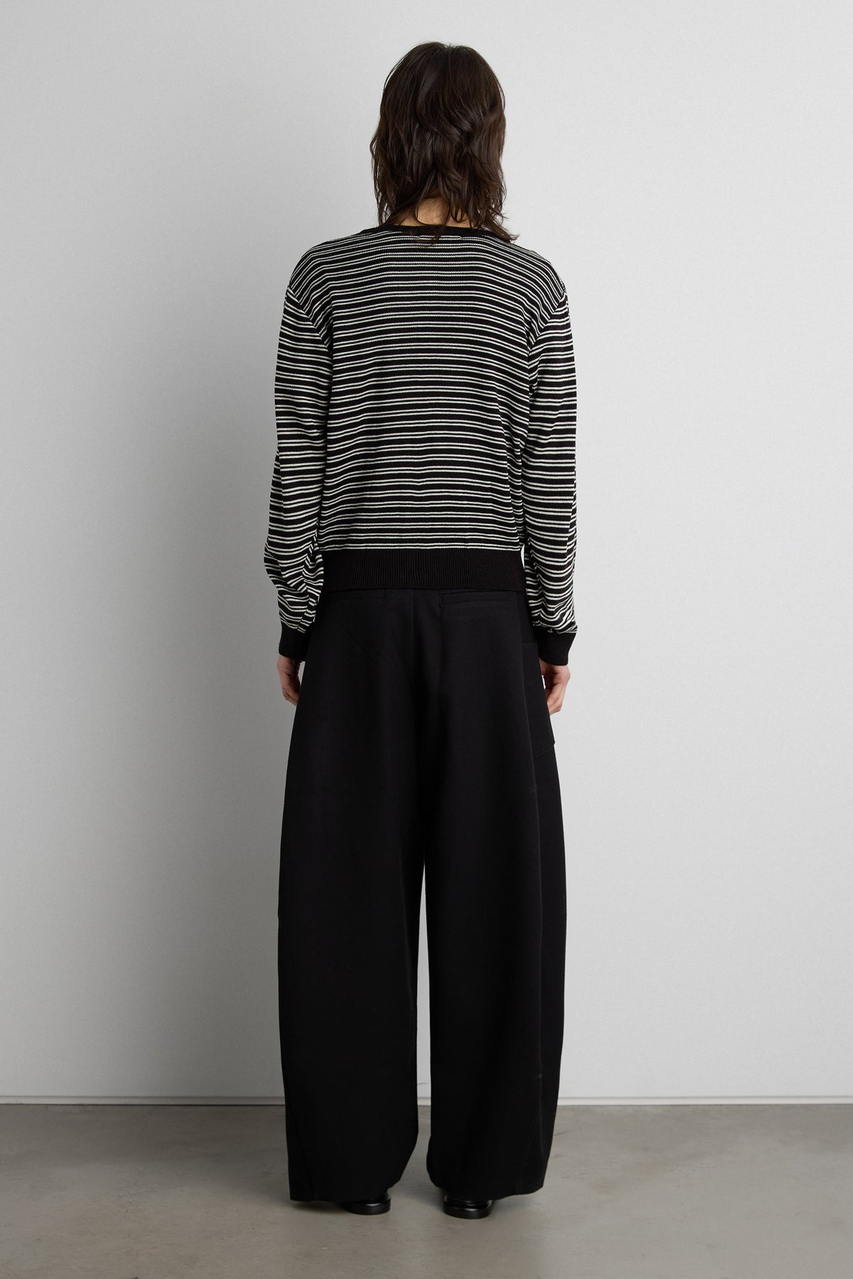 STRIPED ROUND NECK BUTTON UP CARDIGAN