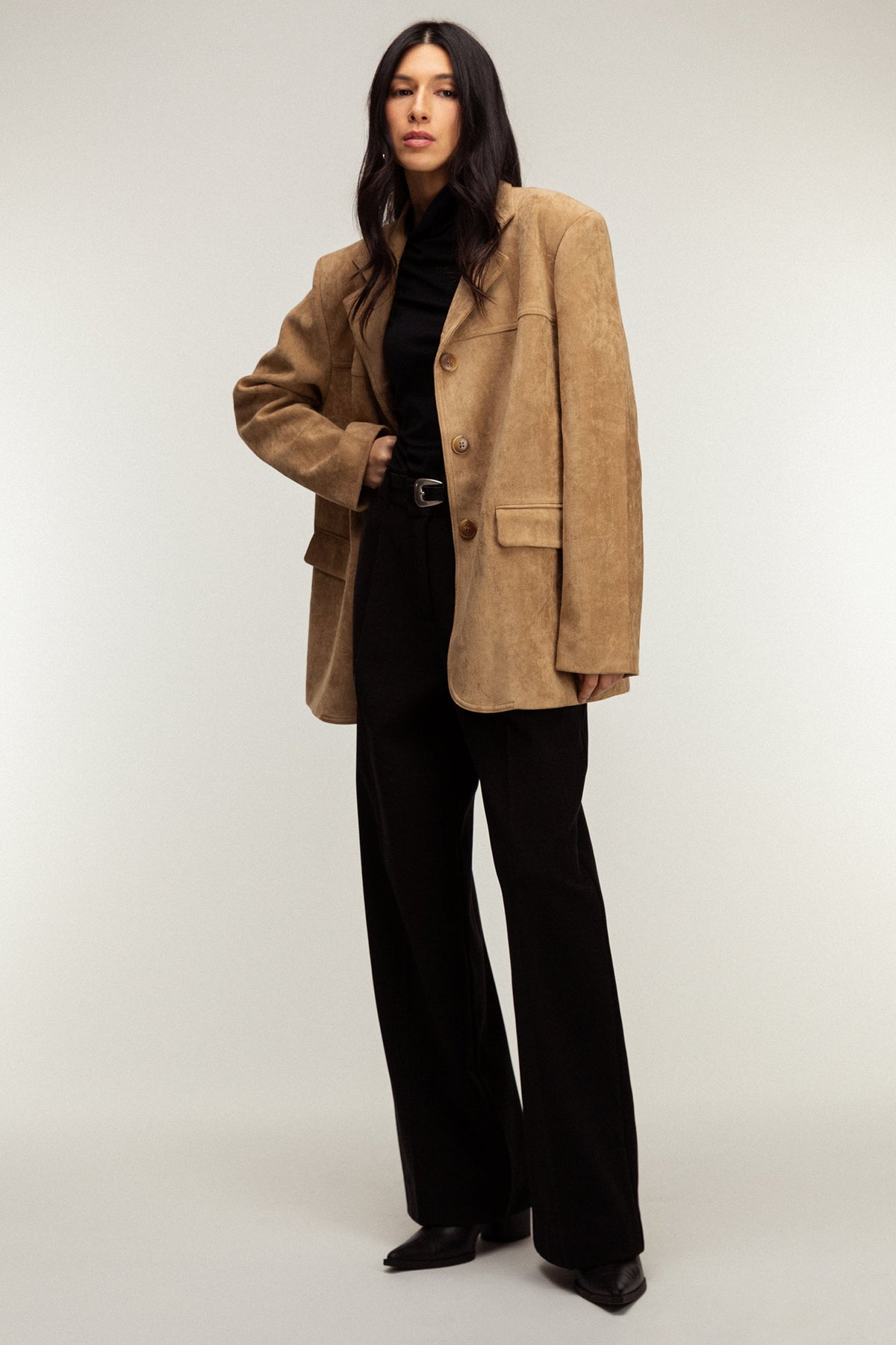 OVERSIZED VEGAN SUEDE BLAZER