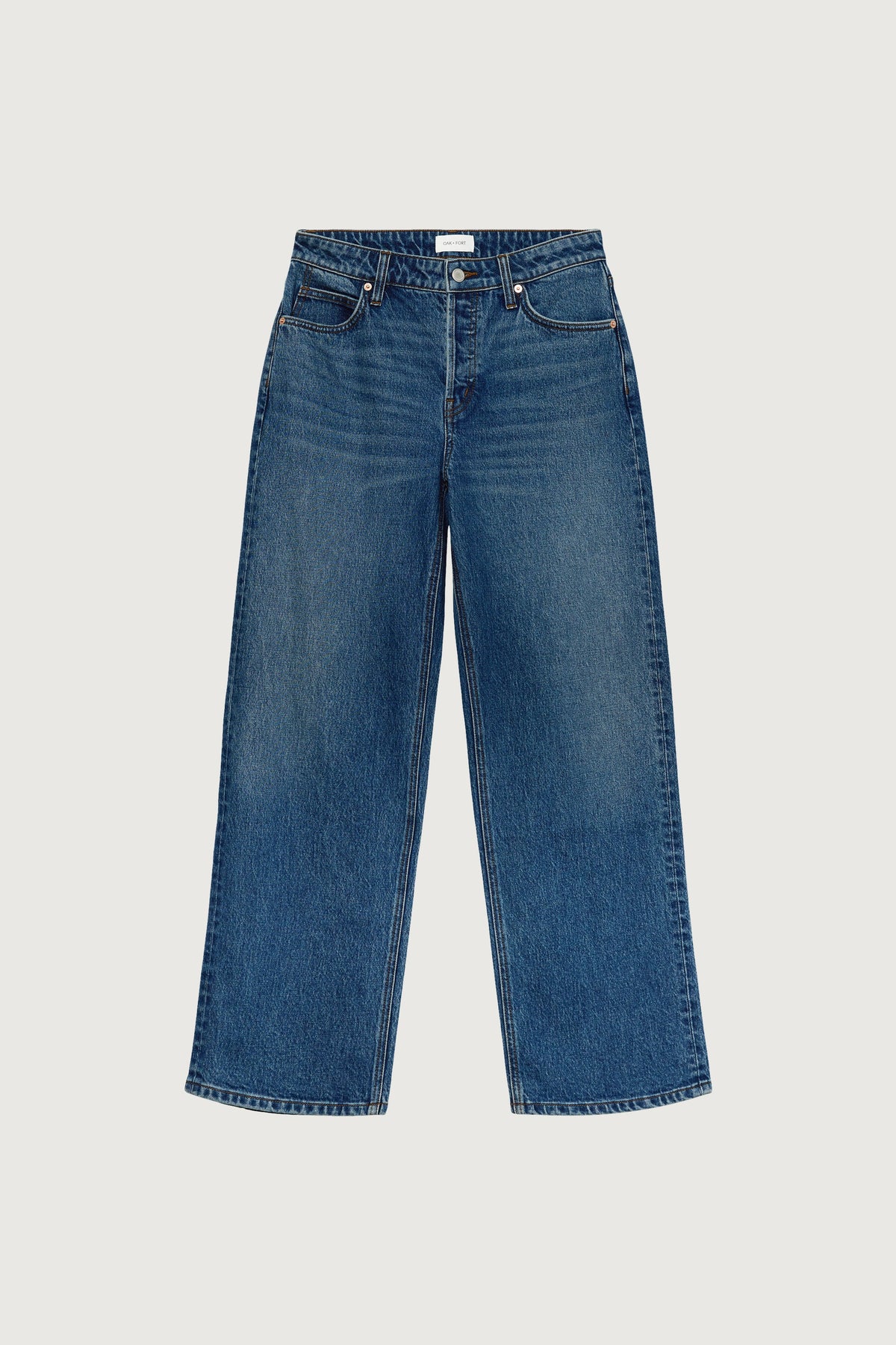 MID-RISE STRAIGHT LEG JEAN