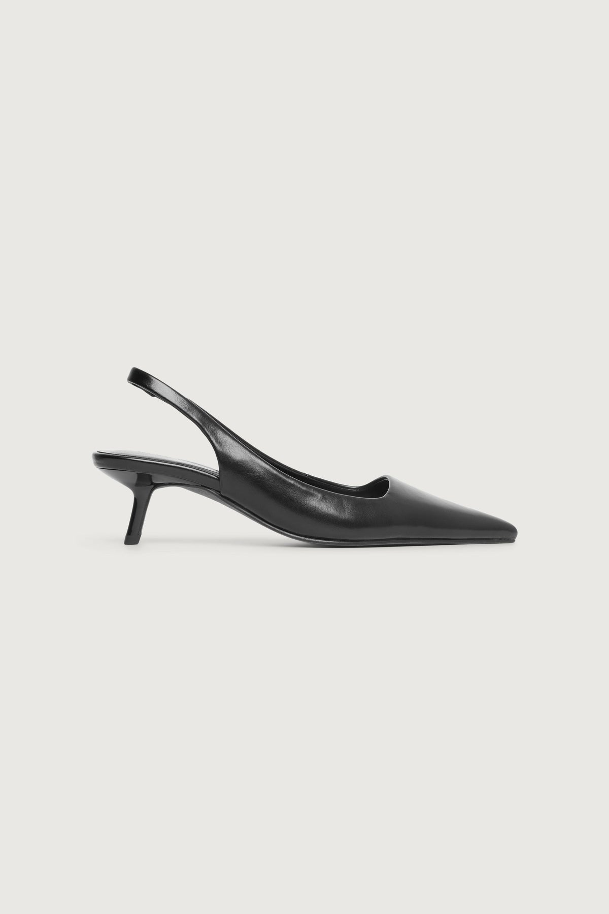 POINTED TOE SLING BACK KITTEN HEEL