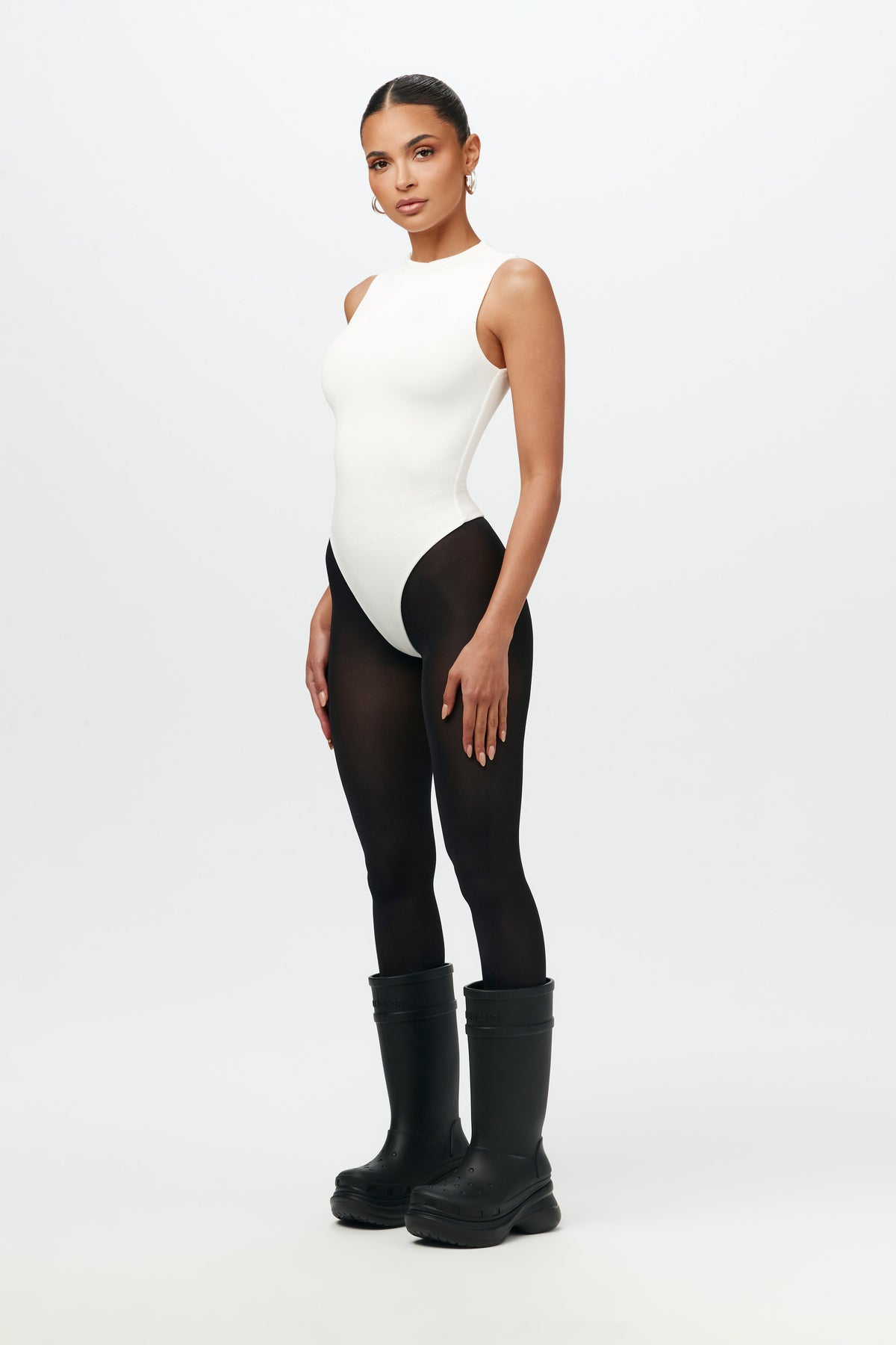 NW Sleeveless Sculpt Bodysuit