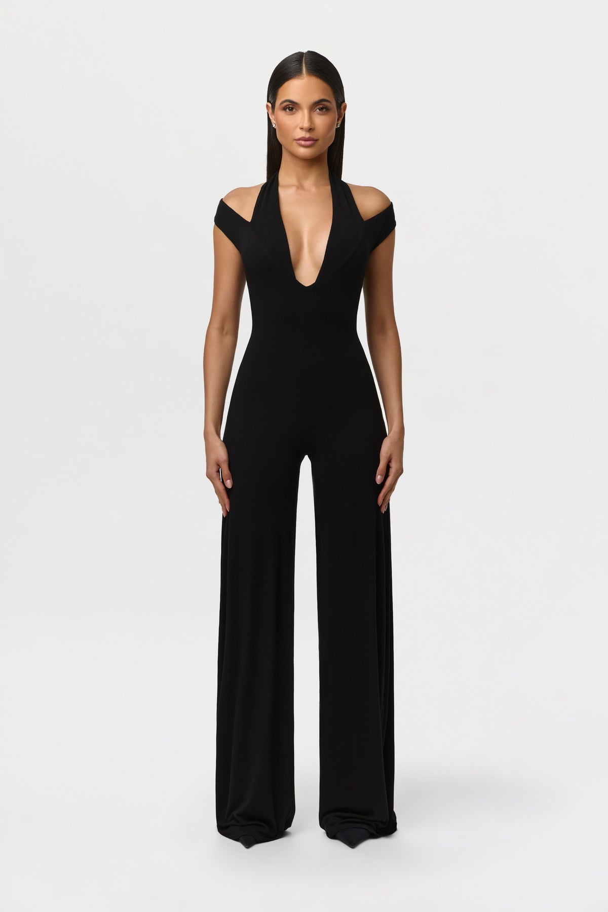 Smooth Off-Shoulder Halter Jumpsuit