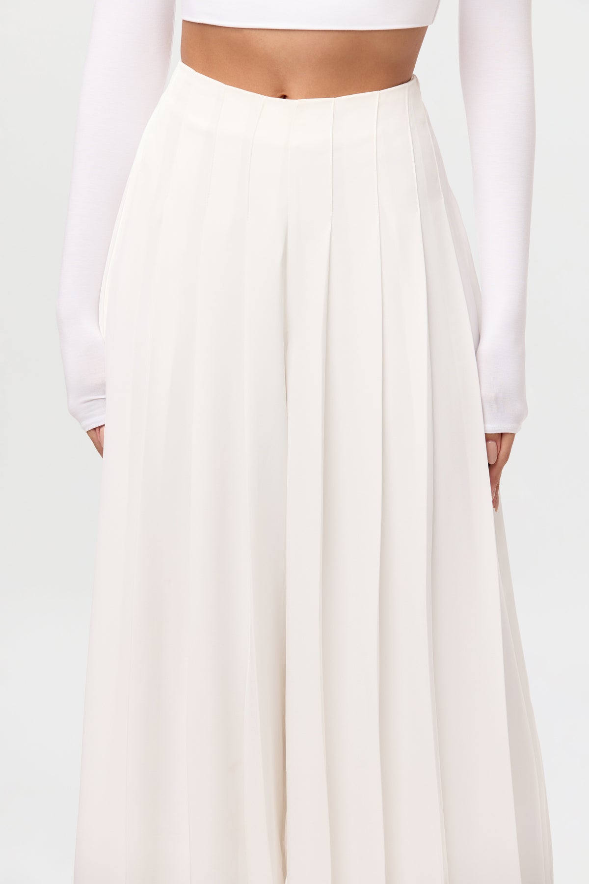 Pleated Wide Leg Pant