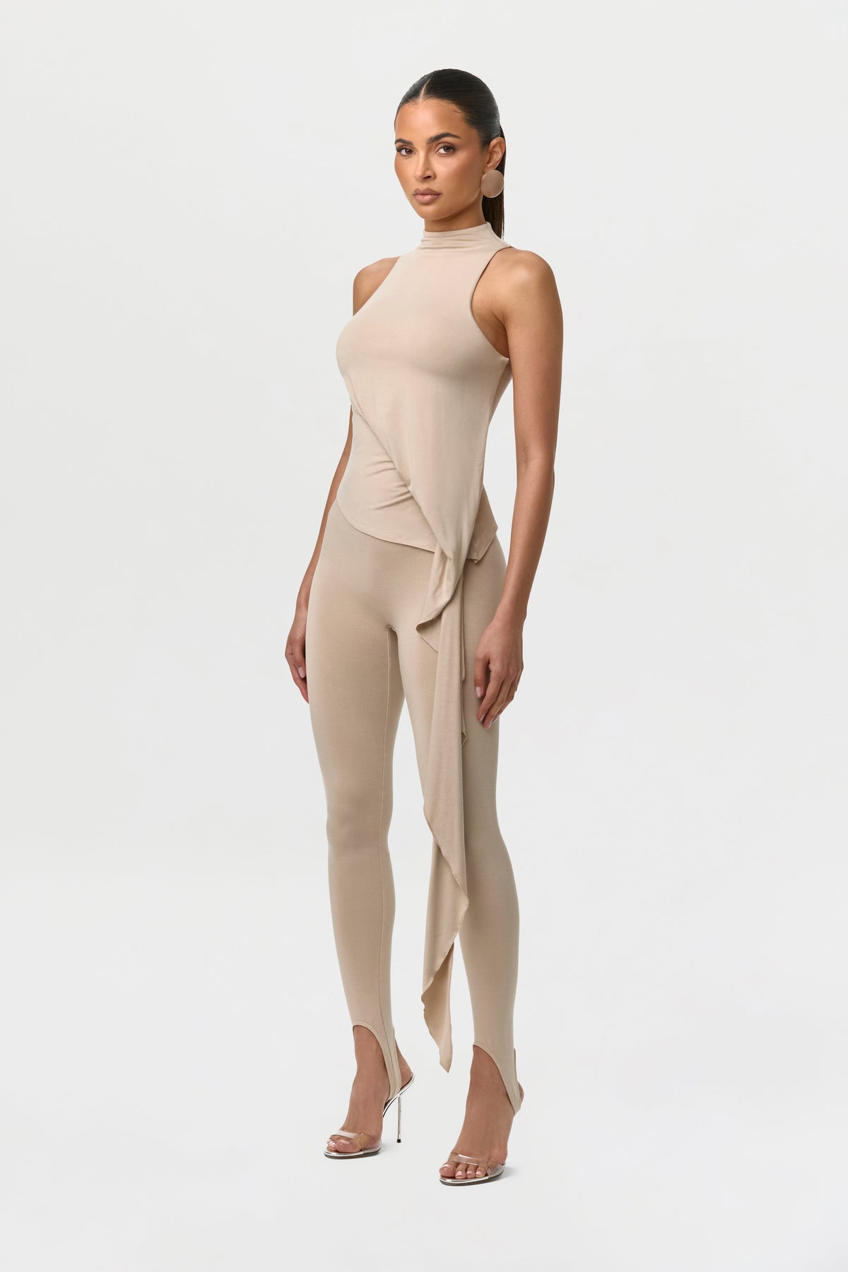Smooth Asymmetric Stirrup Legging