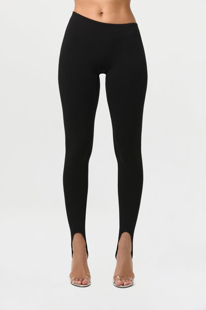 Smooth Asymmetric Stirrup Legging