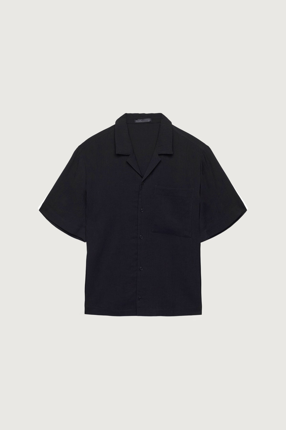 CRINKLED SHORT SLEEVE BUTTON UP SHIRT