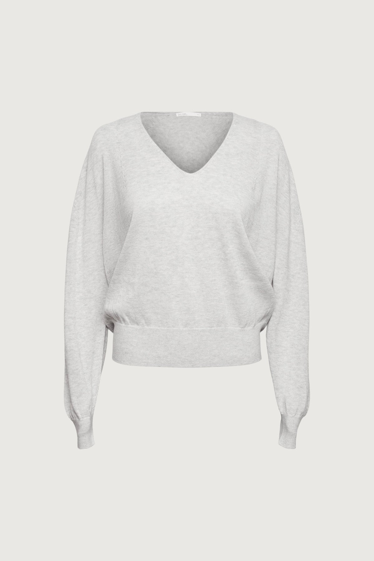 3D KNIT V-NECK SWEATER