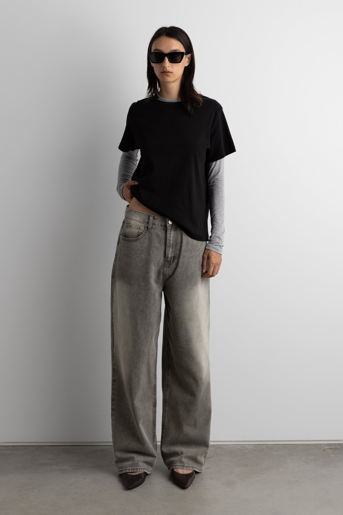 MIDWEIGHT COTTON CREWNECK T-SHIRT