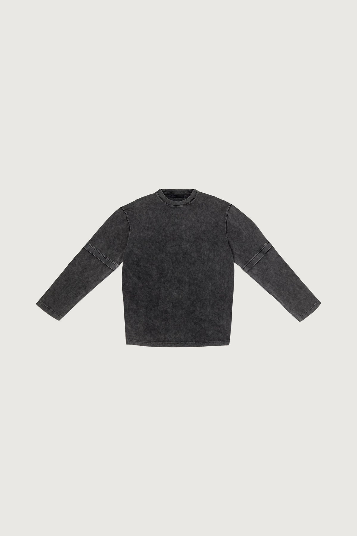 DOUBLE SLEEVE ACID WASH TEE