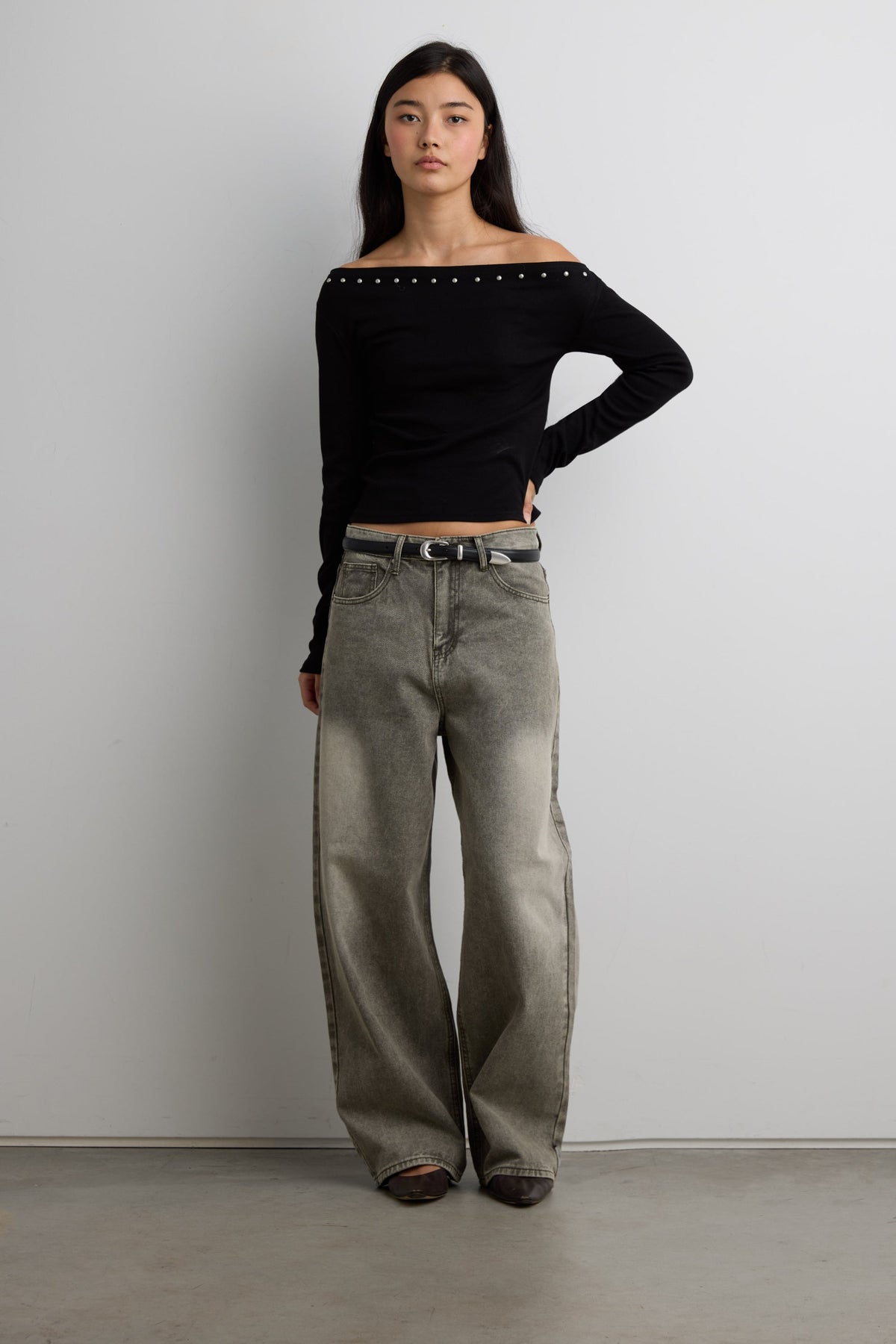 STUD DETAIL OFF THE SHOULDER TOP