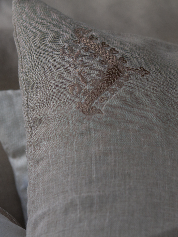 Central Asia Natural Decorative Pillow