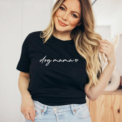 Dog Mama graphic t-shirt