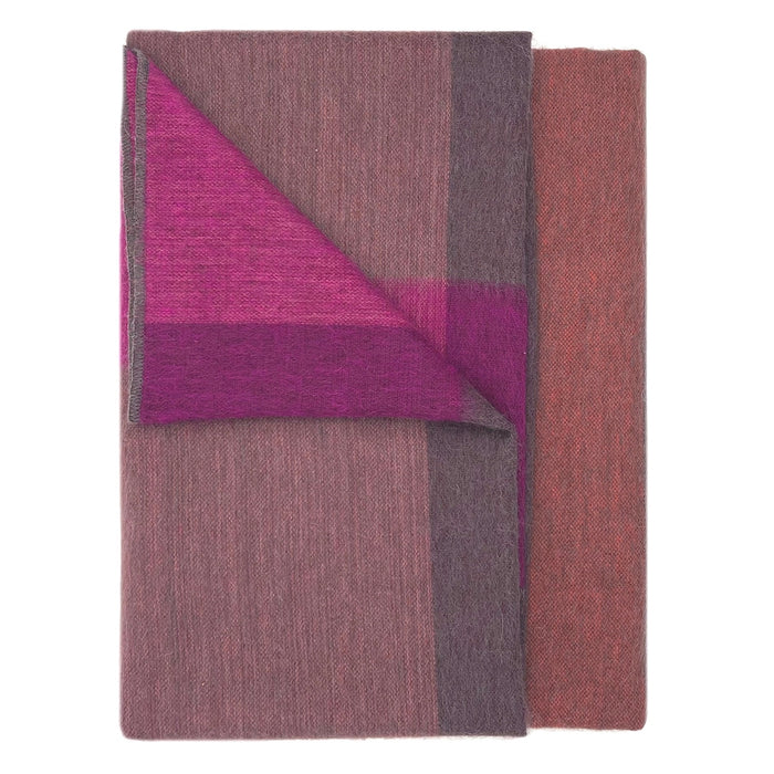 La Douce Luxury Alpaca Throw