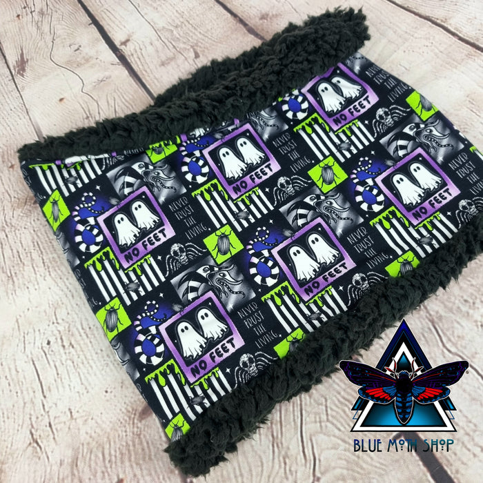 No feet Beetlejuice snood scarf