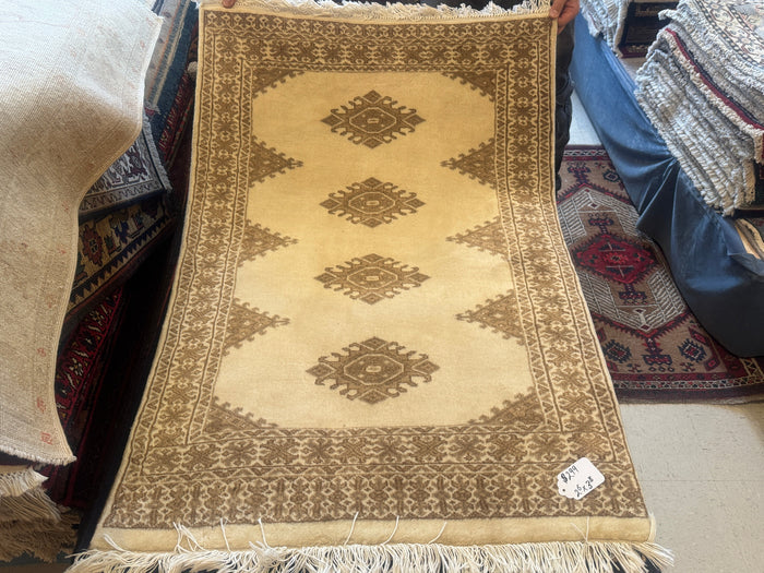 Pakistani Bukhara -  2’6” X 3’8”