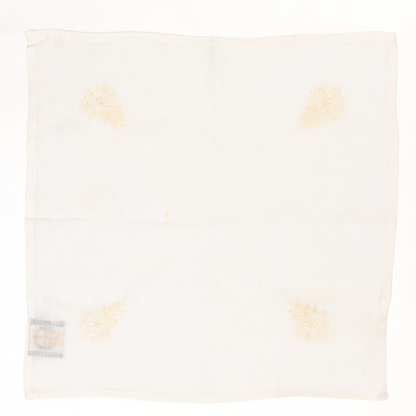Sara Hand-Embroidered Napkins Set in Shell Linen