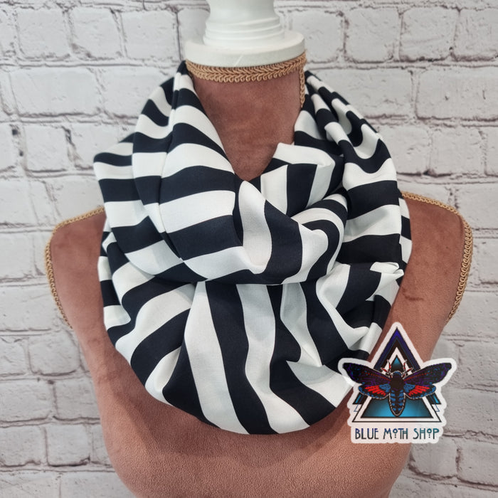 Stripes Mono infinity scarf